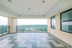 Simply Look Studio at Transpark Cibubur Apartment By Travelio